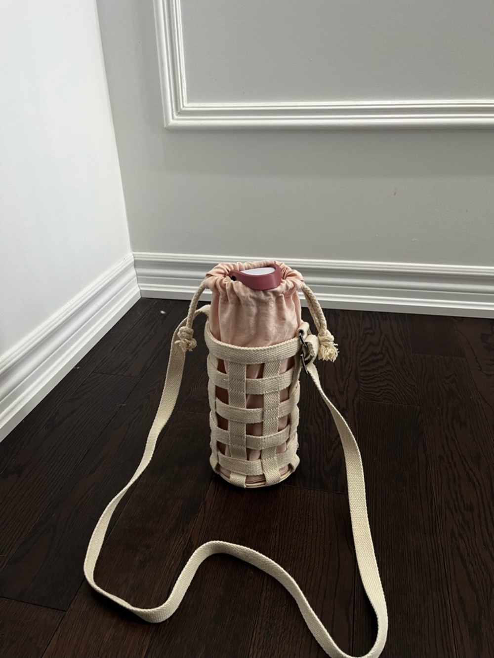 Indigo Chapters - OUI Water bottle holder bag